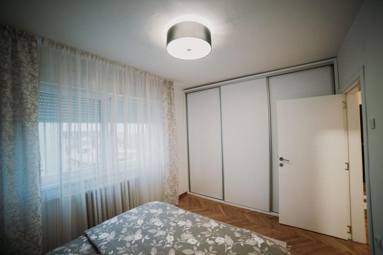 Modern Apartment Novi Sad Esterno foto