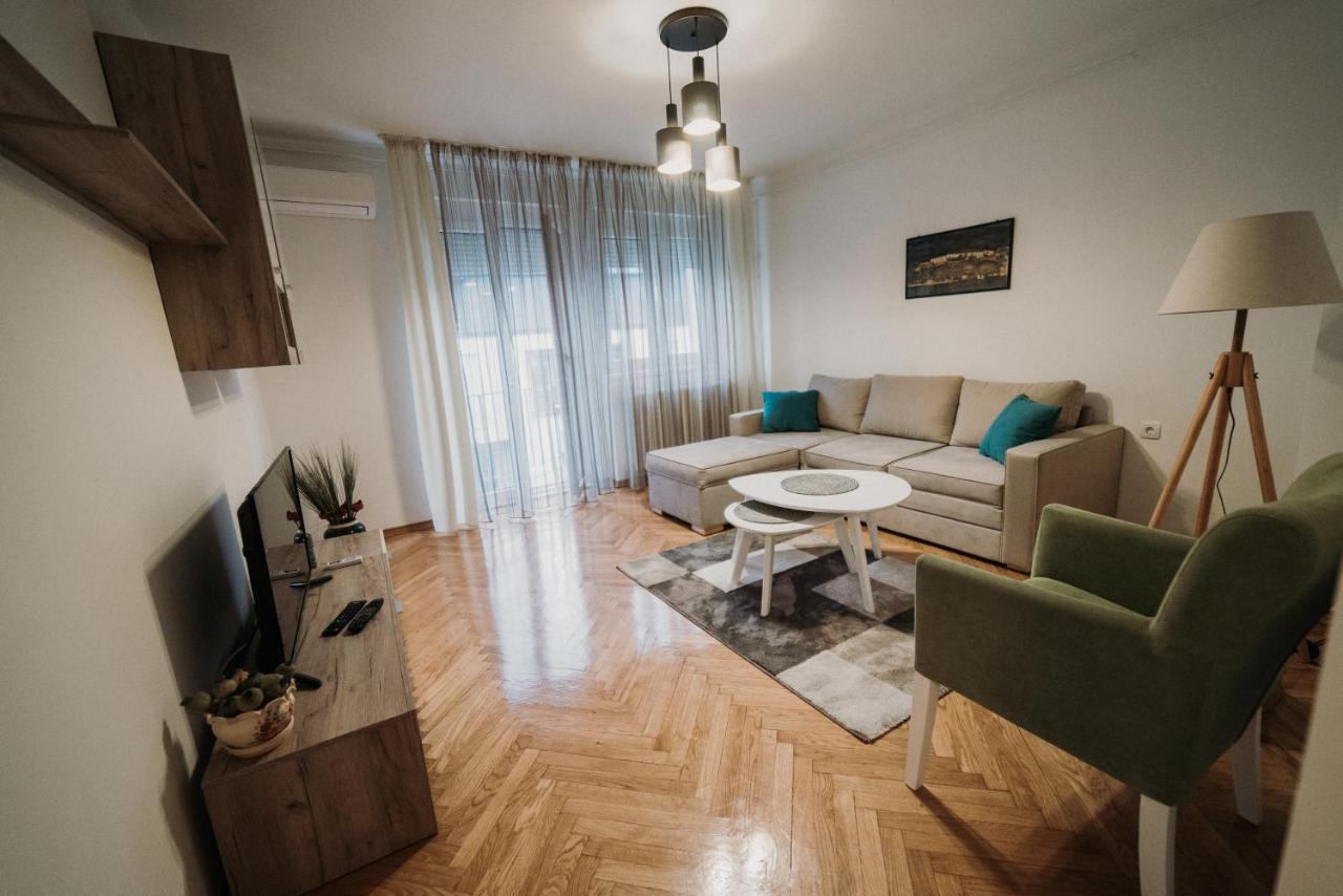 Modern Apartment Novi Sad Esterno foto